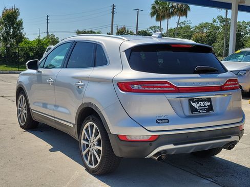 Used 2019 Lincoln MKC Reserve FWD image 3
