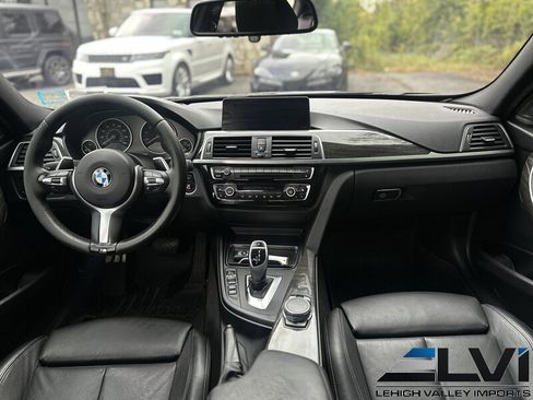 Used 2017 BMW 340i xDrive Sedan image 16