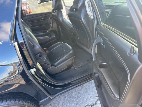 Used 2017 GMC Acadia Limited SLT image 40