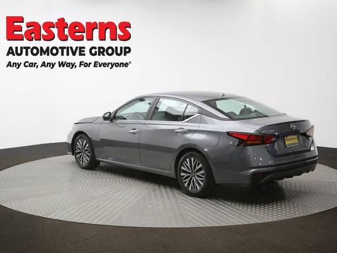 Used 2025 Nissan Altima 2.5 SV image 65