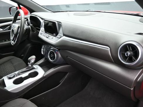 Used 2022 Chevrolet Blazer LT image 42