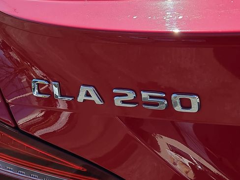 Used 2019 Mercedes-Benz CLA 250 CLA 250 image 32