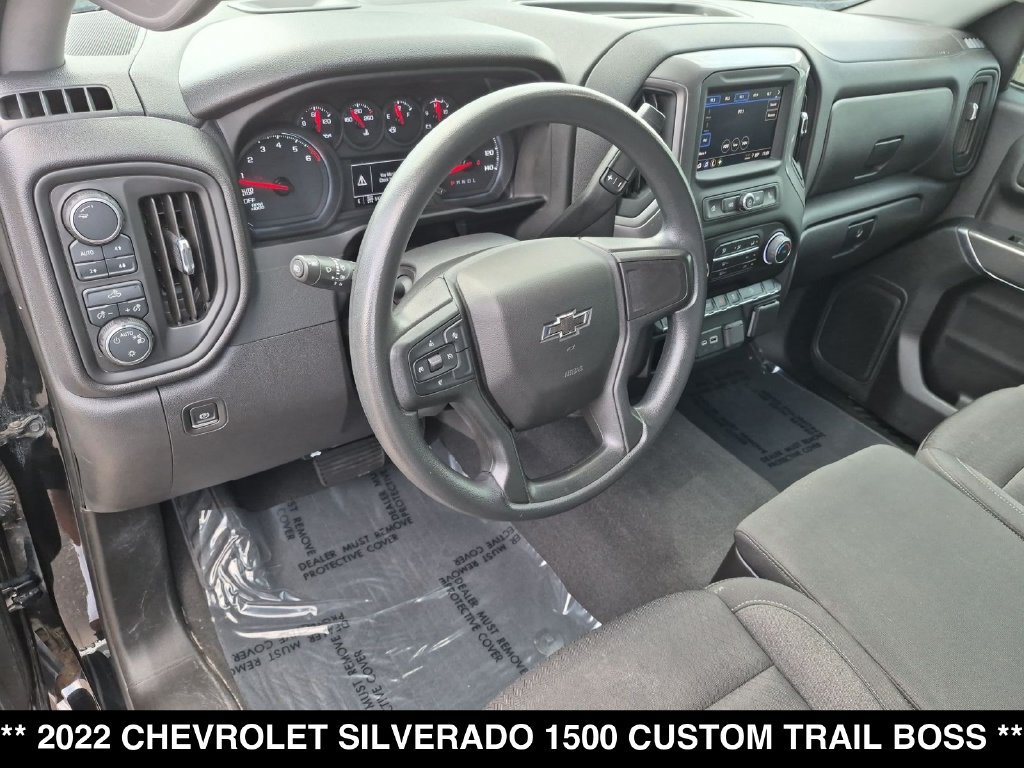 Used 2022 Chevrolet Silverado 1500 Custom Trail Boss w/ Midnight Edition AWD/4WD image 2