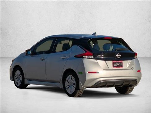 Used 2023 Nissan Leaf S image 8