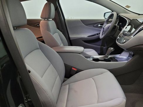 Used 2020 Chevrolet Malibu LT FWD image 21