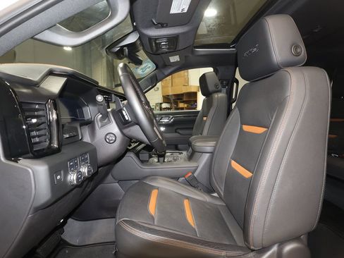 Certified 2024 GMC Sierra 1500 AT4 w/ Technology Package image 24