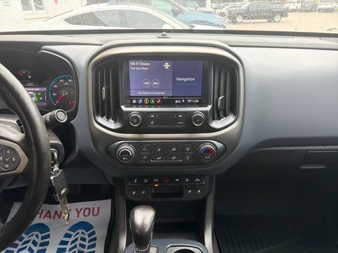 Certified 2022 Chevrolet Colorado Z71 w/ Trail Boss Package AWD/4WD image 17