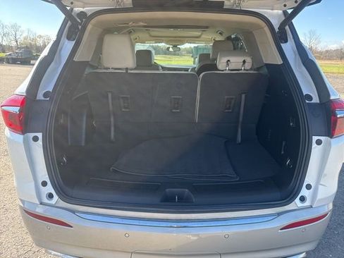 Used 2021 Buick Enclave Essence w/ Sound and Sites Package image 22