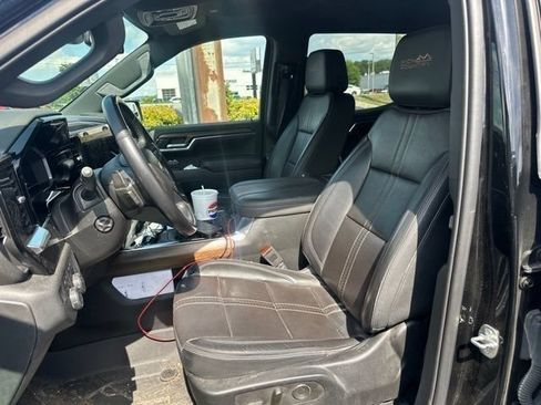 Certified 2023 Chevrolet Silverado 1500 High Country AWD/4WD image 30