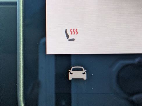 Used 2018 Tesla Model 3 Long Range image 23