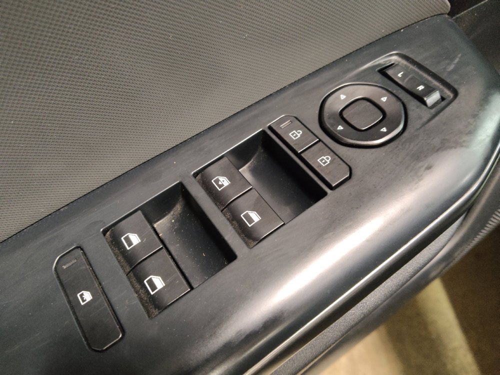 Used 2025 Kia K4 FWD image 27