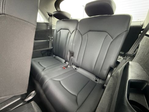 Used 2022 Audi Q7 3.0T Premium Plus image 21