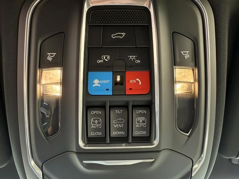 New 2026 Jeep Grand Wagoneer Limited AWD/4WD image 28