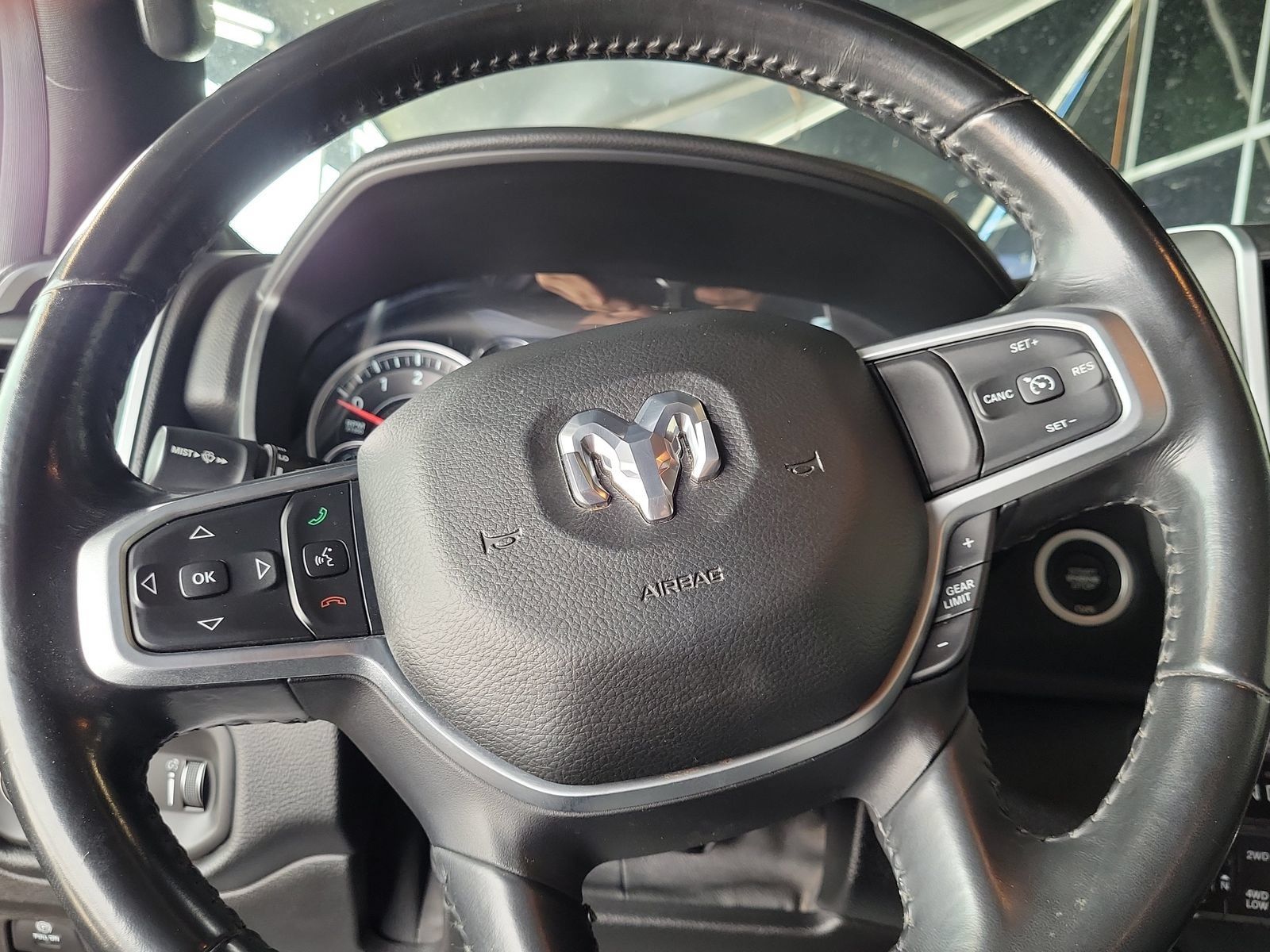 Used 2020 RAM 1500 Big Horn AWD/4WD image 19
