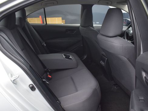 Used 2023 Toyota Corolla LE FWD image 11