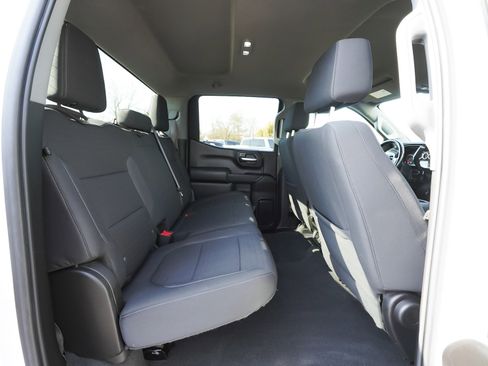 Used 2021 Chevrolet Silverado 1500 LT image 36