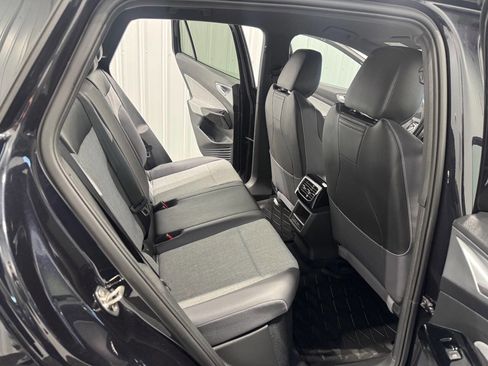 Used 2023 Volkswagen ID.4 S image 23
