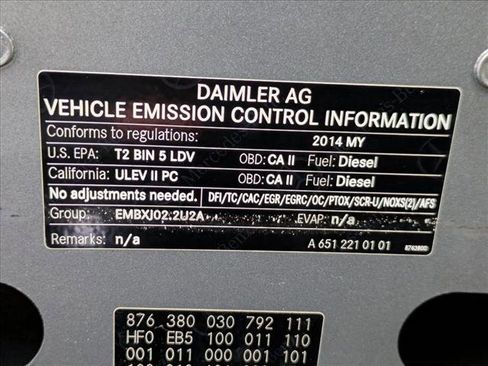 Used 2014 Mercedes-Benz E 250 BlueTEC Sedan image 26