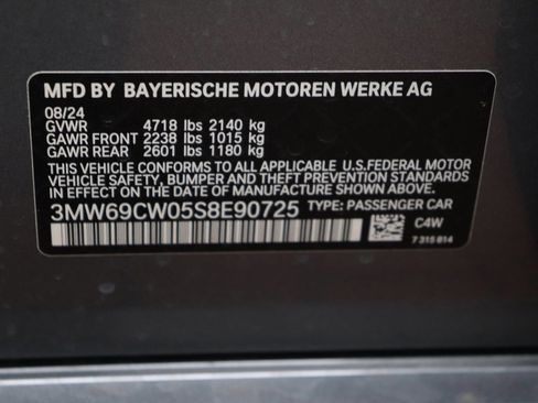 Used 2025 BMW 330i 330i w/ M Sport Package image 9