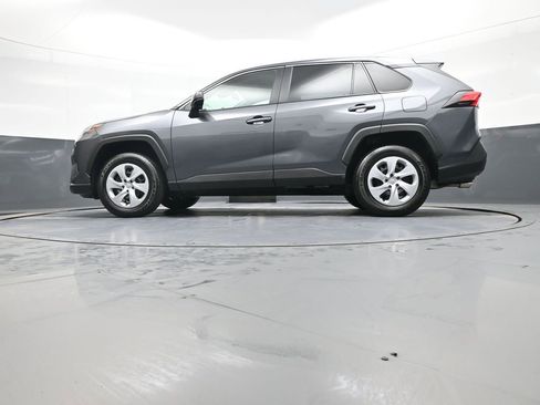 Used 2025 Toyota RAV4 LE image 32