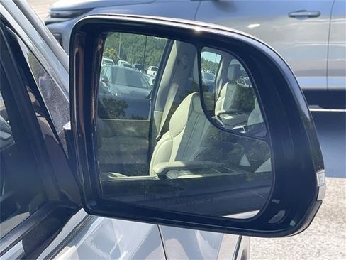 Used 2024 Jeep Wagoneer Series II image 33