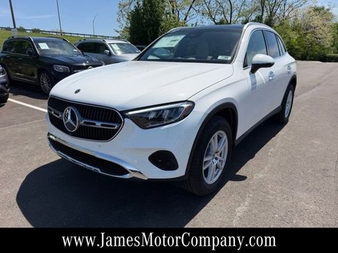 New 2026 Mercedes-Benz GLC 300 4MATIC image 2