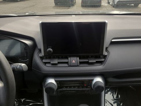 Certified 2023 Toyota RAV4 LE image 19