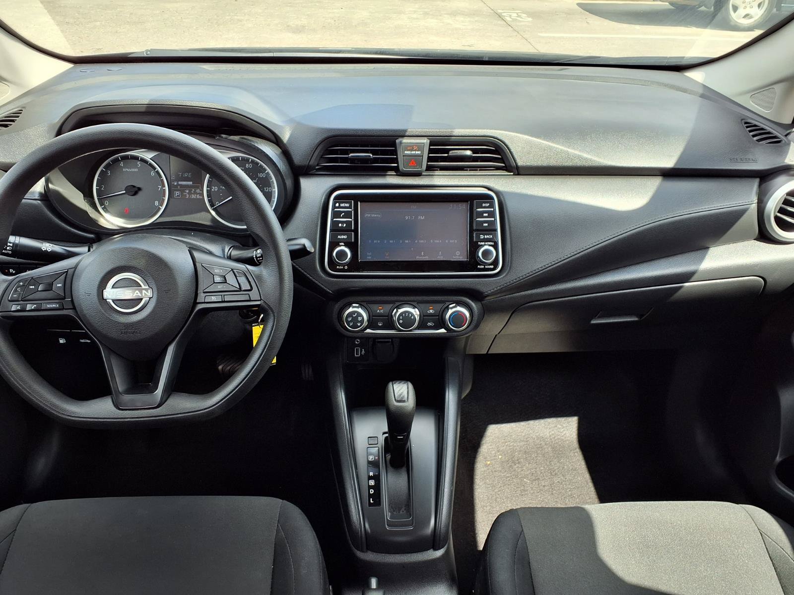 Used 2024 Nissan Versa S FWD image 4