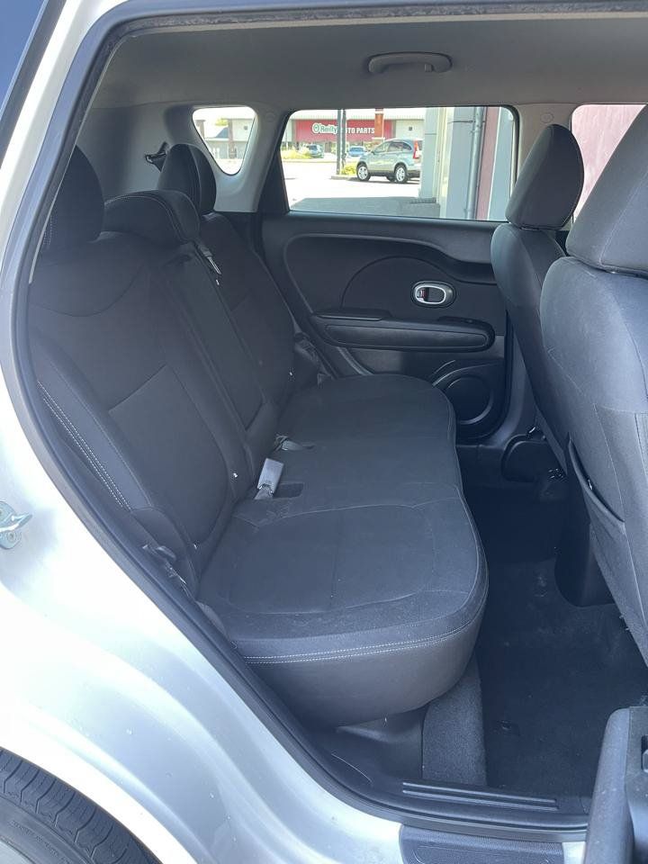 Used 2014 Kia Soul FWD image 9