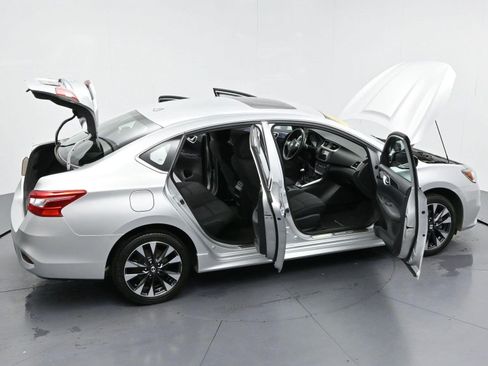 Used 2017 Nissan Sentra SR Turbo FWD image 41