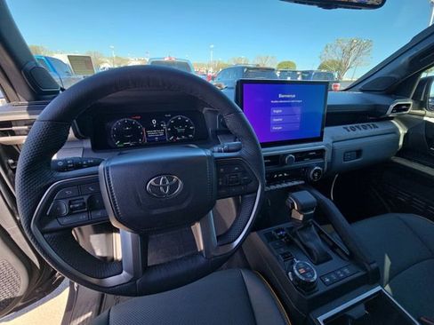 Used 2026 Toyota Tacoma Trailhunter image 15