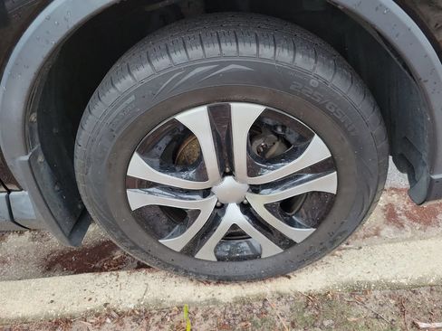 Used 2016 Toyota RAV4 LE AWD/4WD image 9