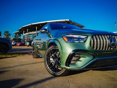 New 2026 Mercedes-Benz GLE 53 AMG 4MATIC Coupe image 2