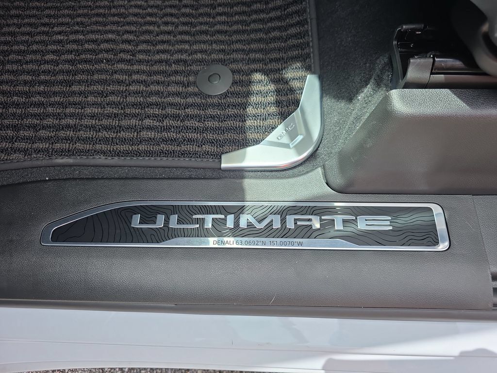 New 2026 GMC Sierra 1500 Denali Ultimate AWD/4WD image 13