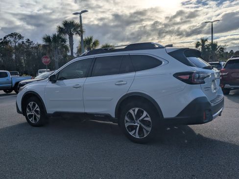 Used 2020 Subaru Outback Touring XT image 5