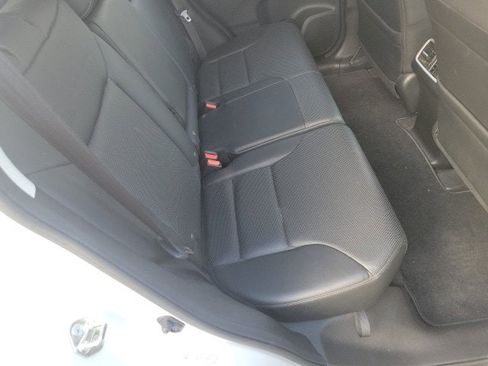 Used 2015 Honda CR-V Touring image 8