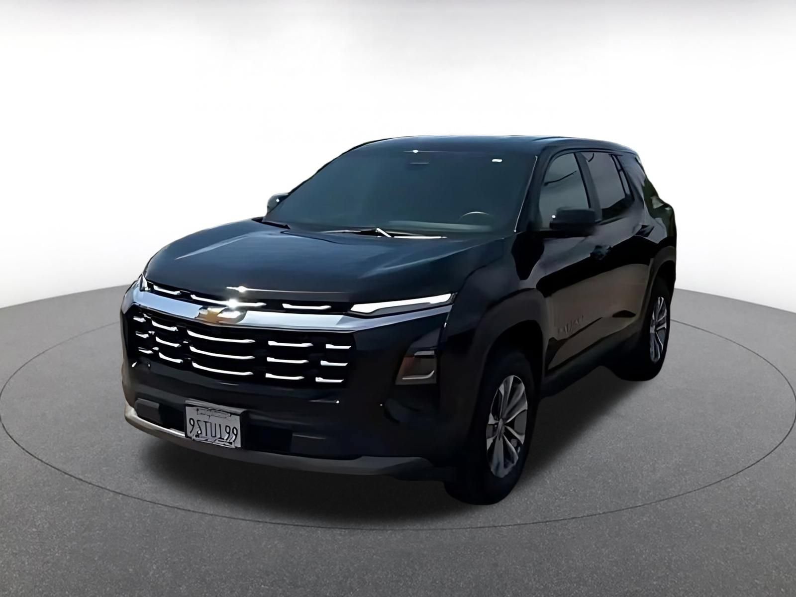 Used 2025 Chevrolet Equinox LT FWD image 6