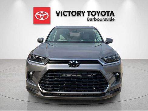 New 2026 Toyota Grand Highlander AWD image 8
