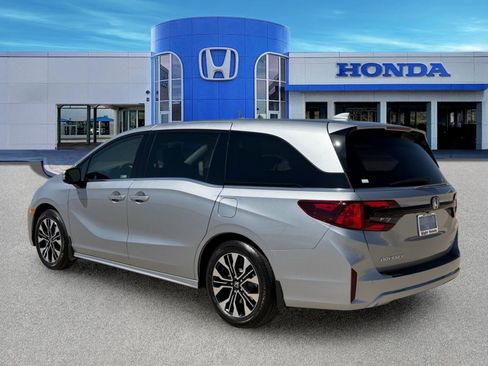 New 2026 Honda Odyssey Elite image 4