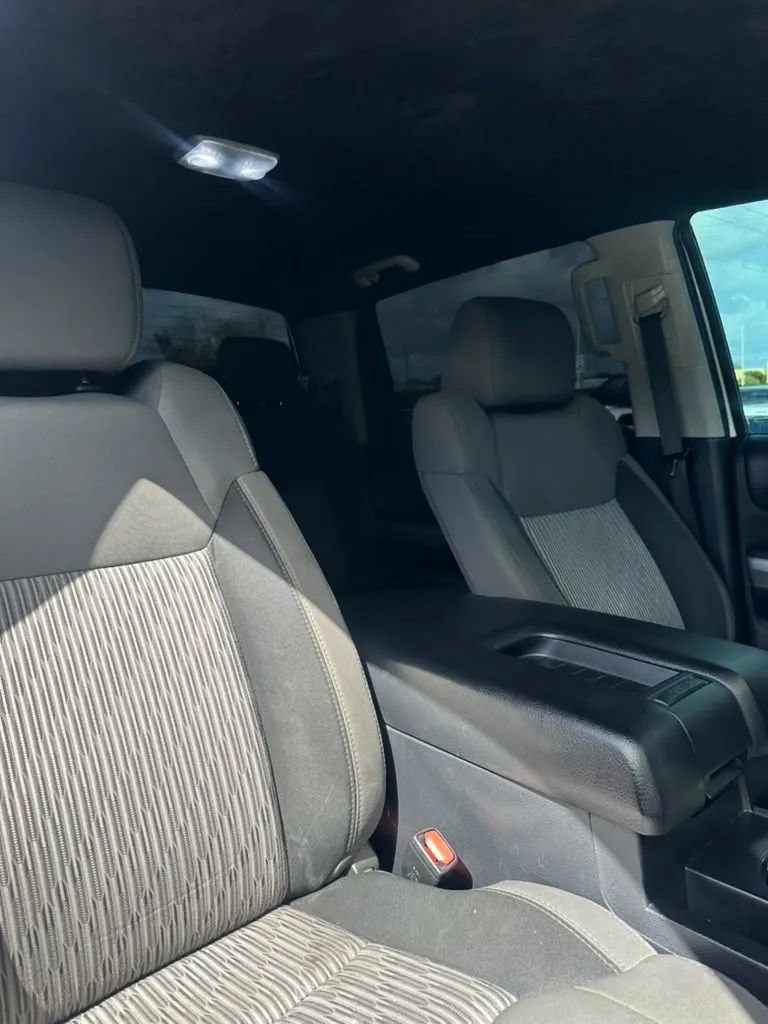 Used 2017 Toyota Tundra SR5 w/ SR5 Upgrade Package RWD image 13