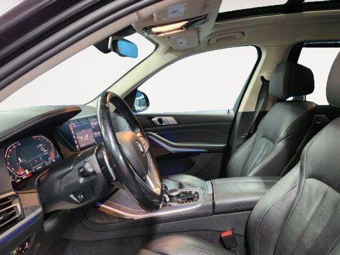 Used 2019 BMW X7 xDrive40i w/ Premium Package AWD/4WD image 6