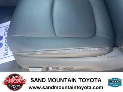 Used 2022 Toyota RAV4 XLE Premium FWD image 15