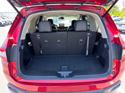 Used 2025 Honda Pilot EX-L image 32