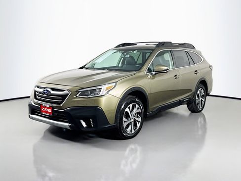 Used 2022 Subaru Outback Limited image 1
