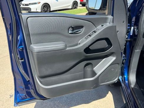 Used 2022 Nissan Frontier Pro-X w/ Pro-X Premium Package image 10