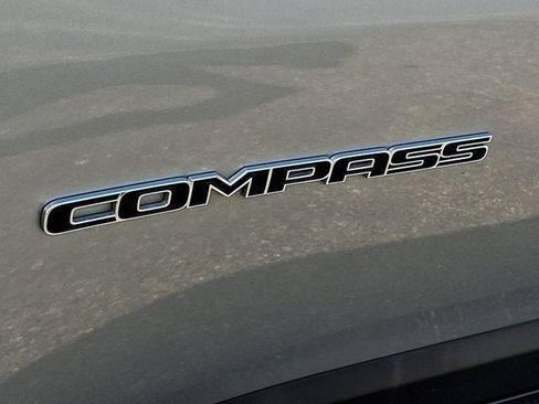 Certified 2023 Jeep Compass Limited AWD/4WD image 34