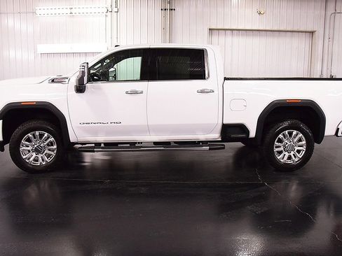 Used 2023 GMC Sierra 2500 Denali image 4