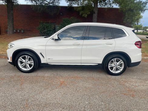 Used 2018 BMW X3 xDrive30i w/ Convenience Package AWD/4WD image 2