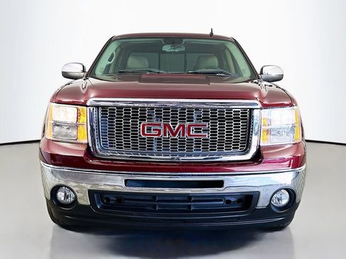Used 2013 GMC Sierra 1500 SLE image 2