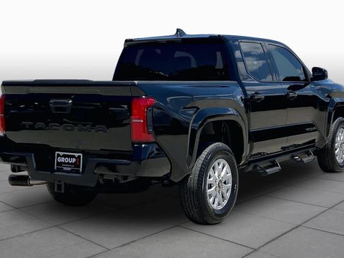 Used 2026 Toyota Tacoma SR5 RWD image 13